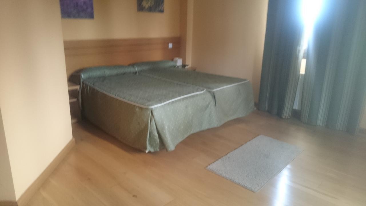 Hotel Santuario Urkiola - Lagunetxea Urquiola Buitenkant foto