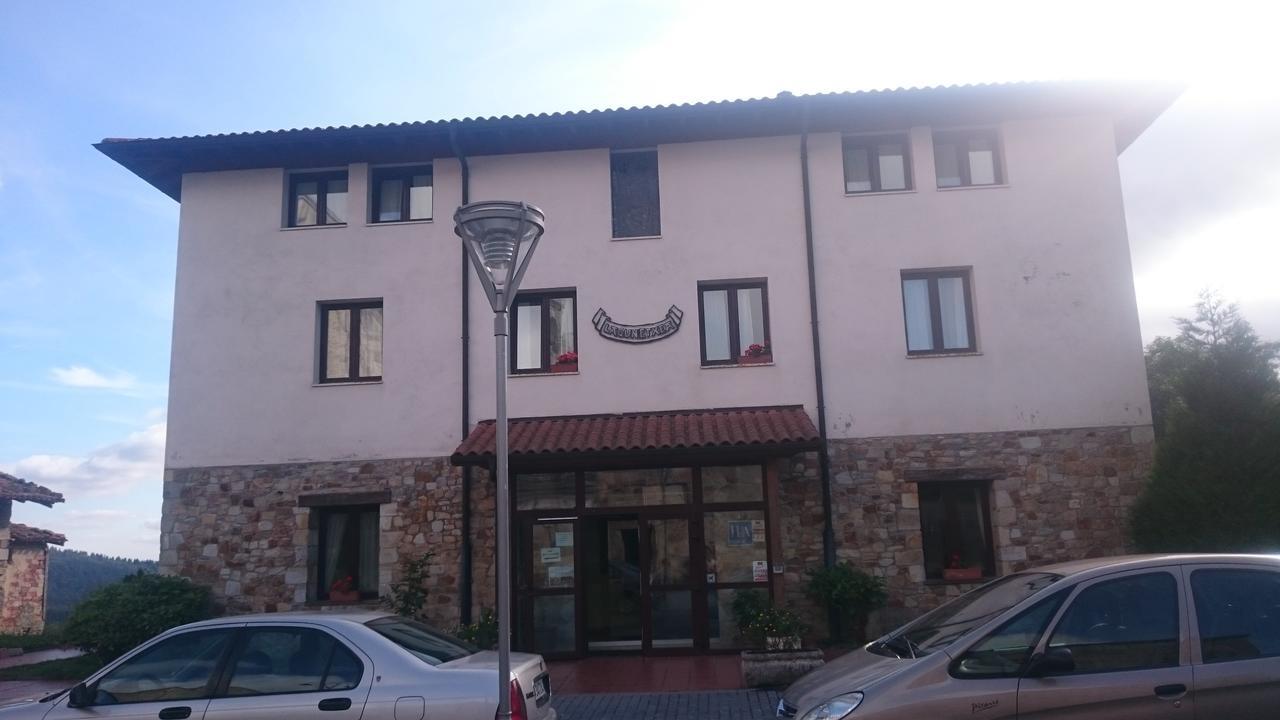 Hotel Santuario Urkiola - Lagunetxea Urquiola Buitenkant foto