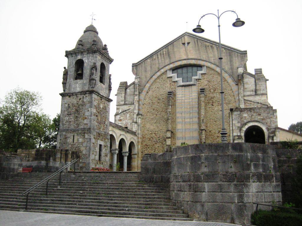 Hotel Santuario Urkiola - Lagunetxea Urquiola Buitenkant foto