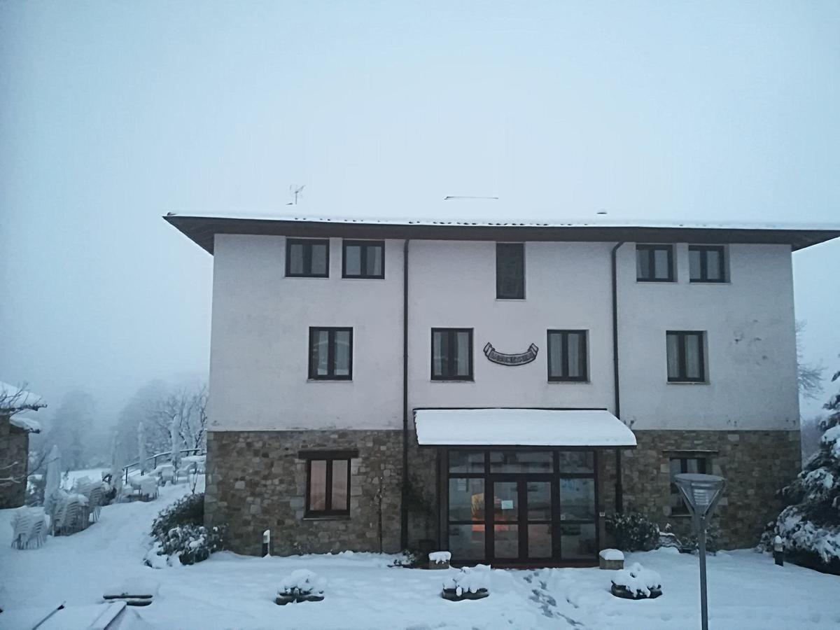 Hotel Santuario Urkiola - Lagunetxea Urquiola Buitenkant foto