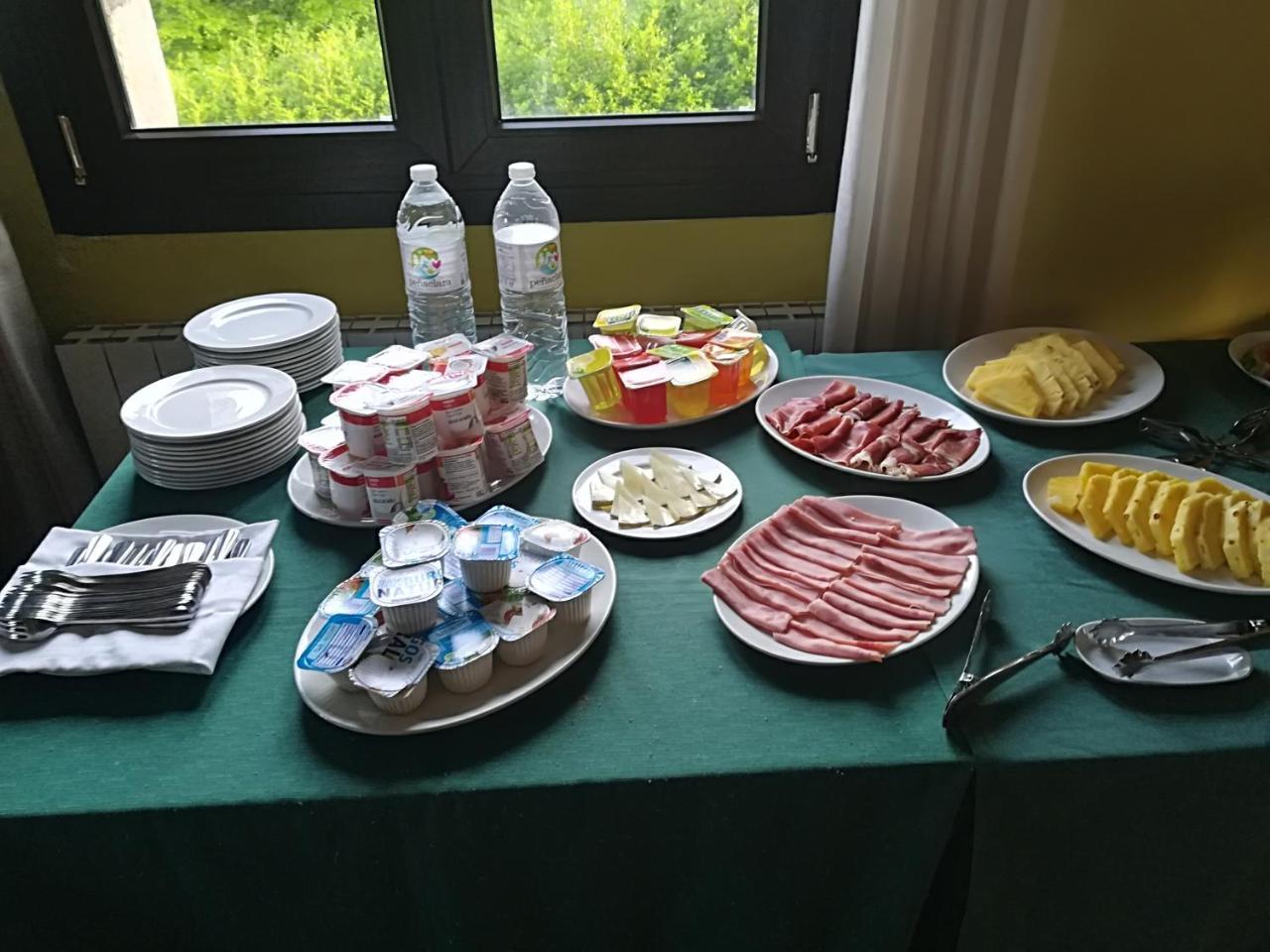 Hotel Santuario Urkiola - Lagunetxea Urquiola Buitenkant foto