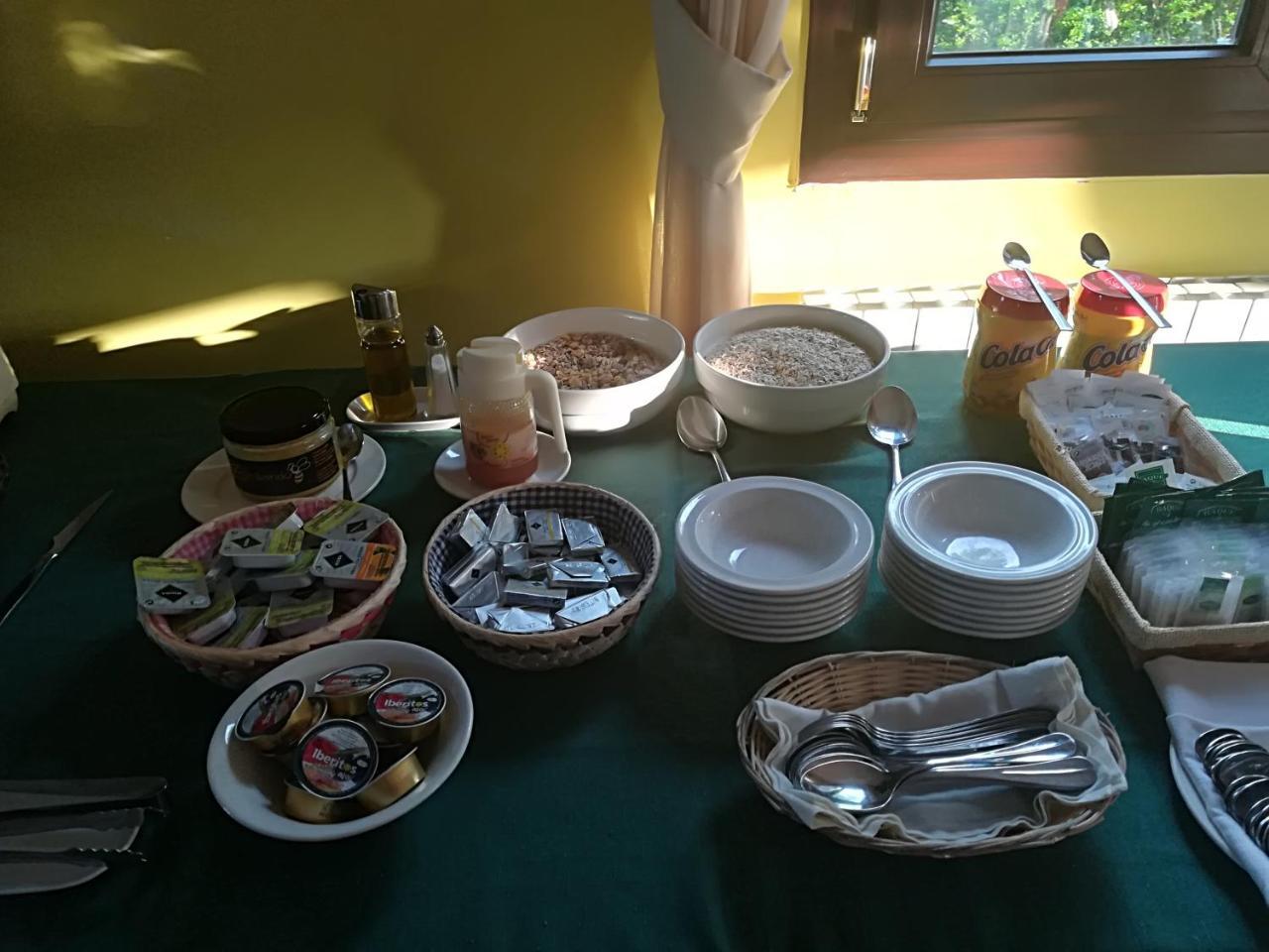 Hotel Santuario Urkiola - Lagunetxea Urquiola Buitenkant foto